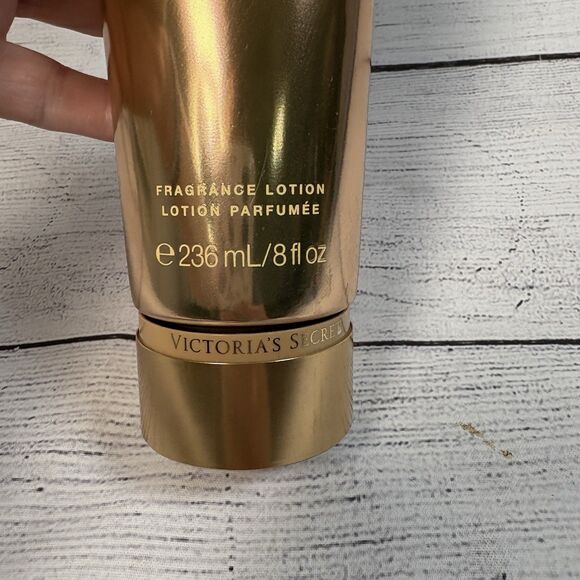 Victoria’s Secret Gilded Vanilla Fragrance Lotion 8 fl oz New Sealed - Picture 2 of 4